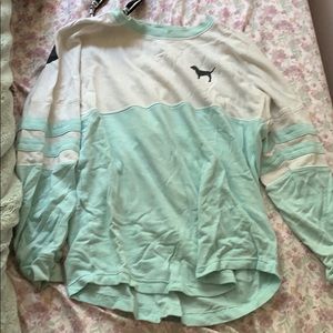 VS pink crew neck top